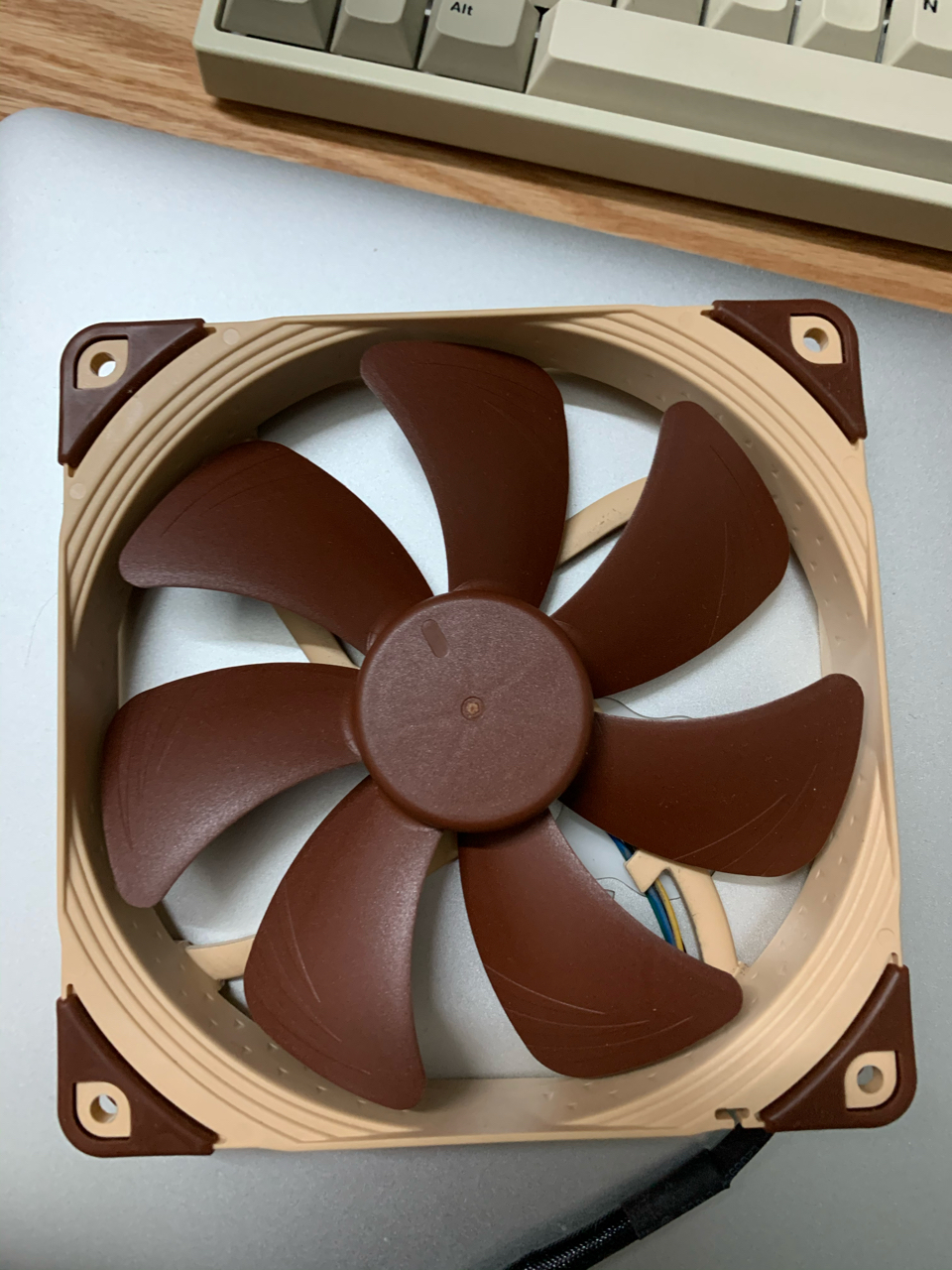 电脑硬件猫头鹰nfa14pwm温控风扇