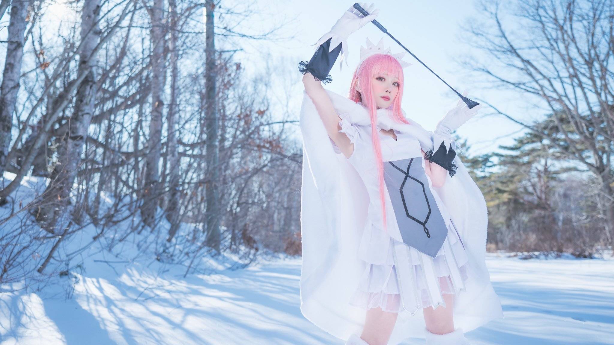 搬运cos雪地里的梅芙女王