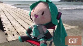 为啥这个初音人偶表情包这么多