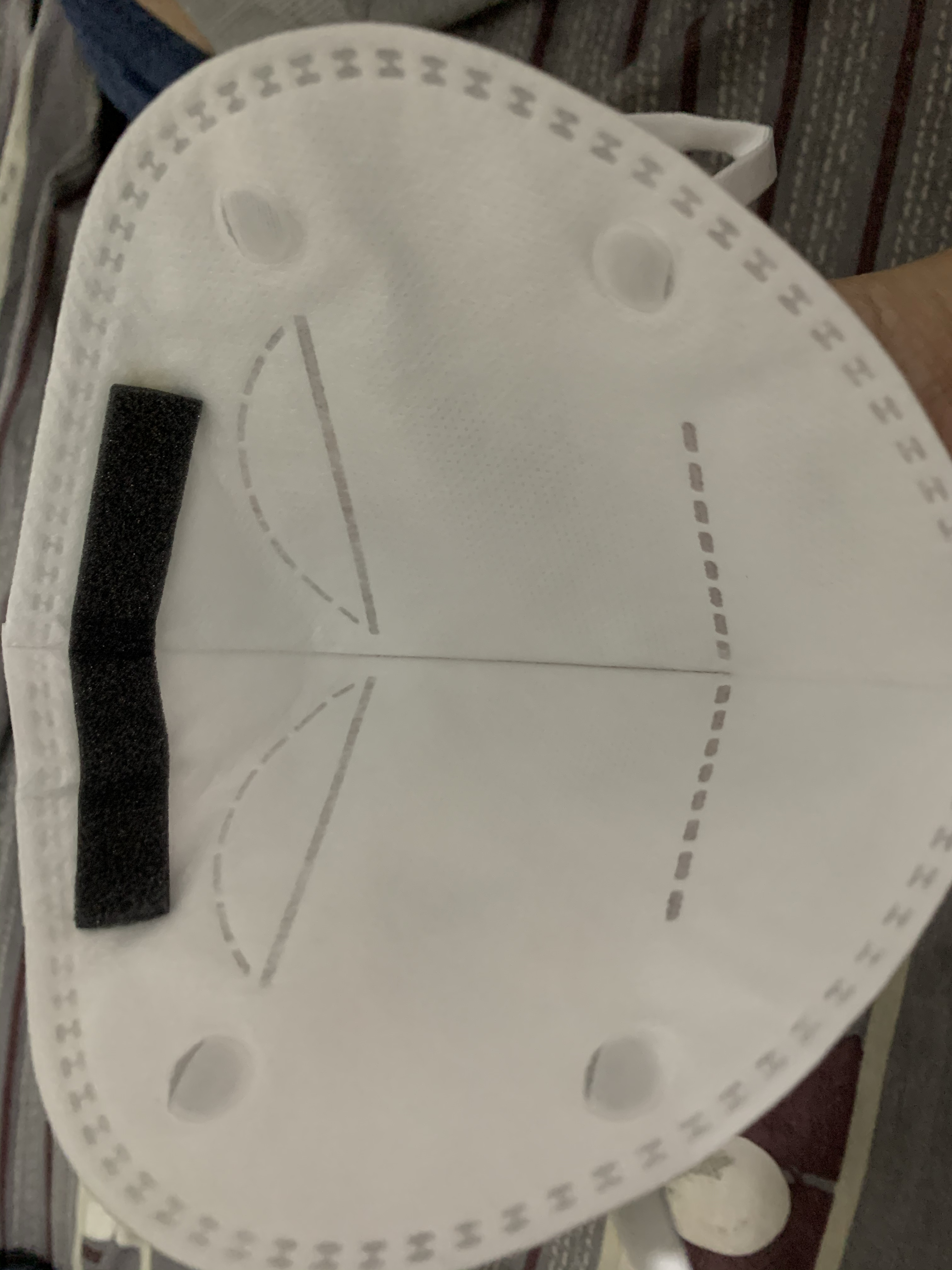 这个美雪口罩怎么是yqd95外包装又是90系列