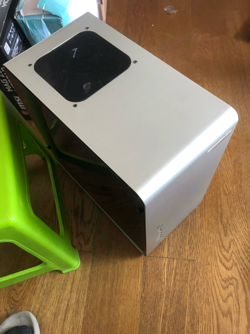 出乔思伯umx3东海x6