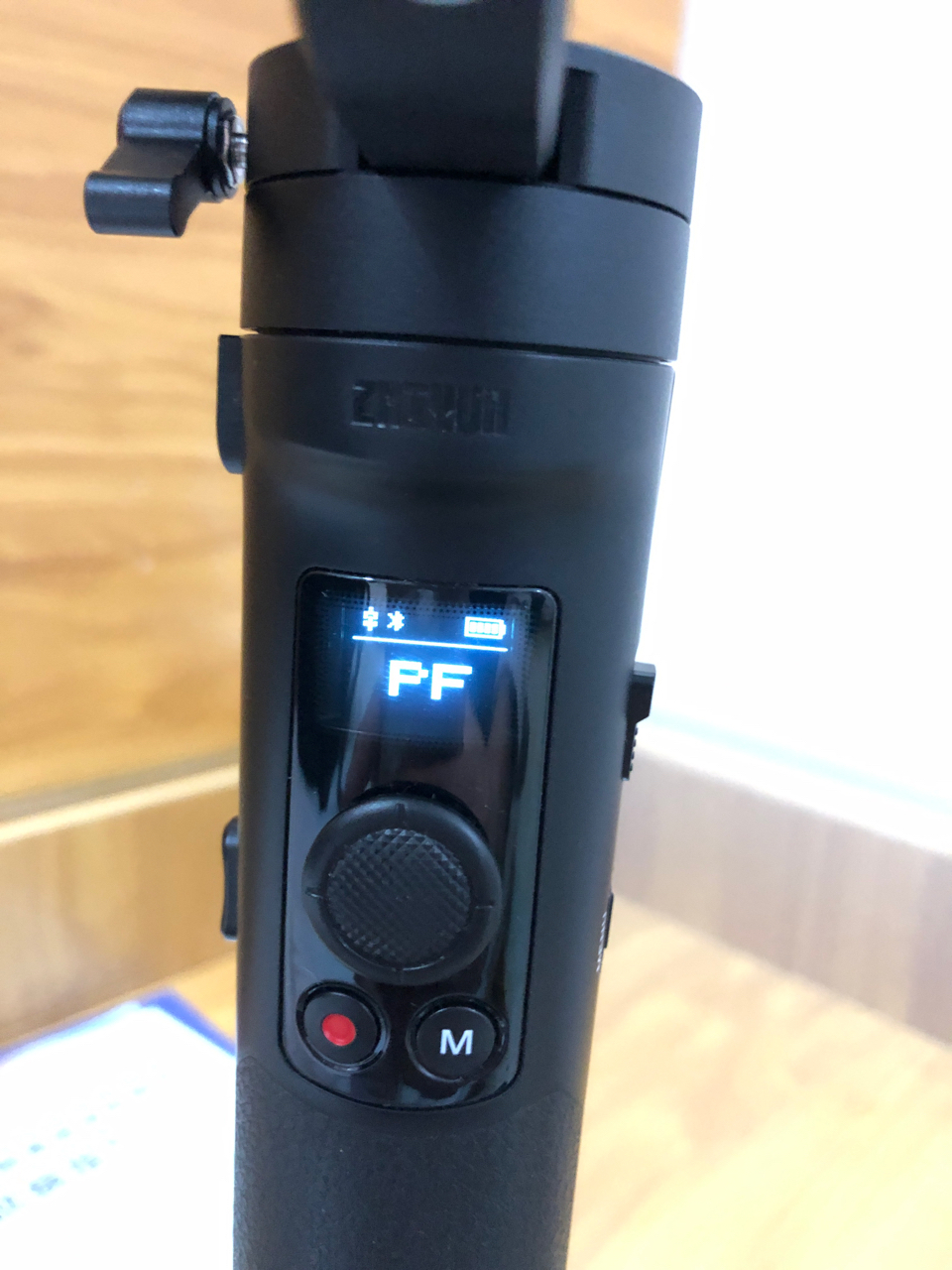 智云m2控制黑卡6智云m2控制黑卡不能变焦和录像有知道什么操作吗