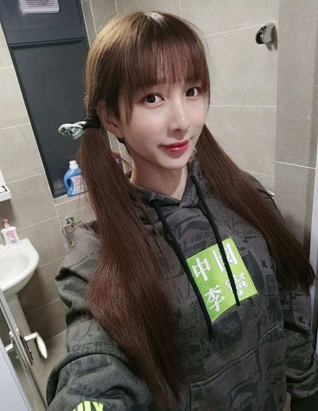 极速拍档的nana到底是男是女啊?