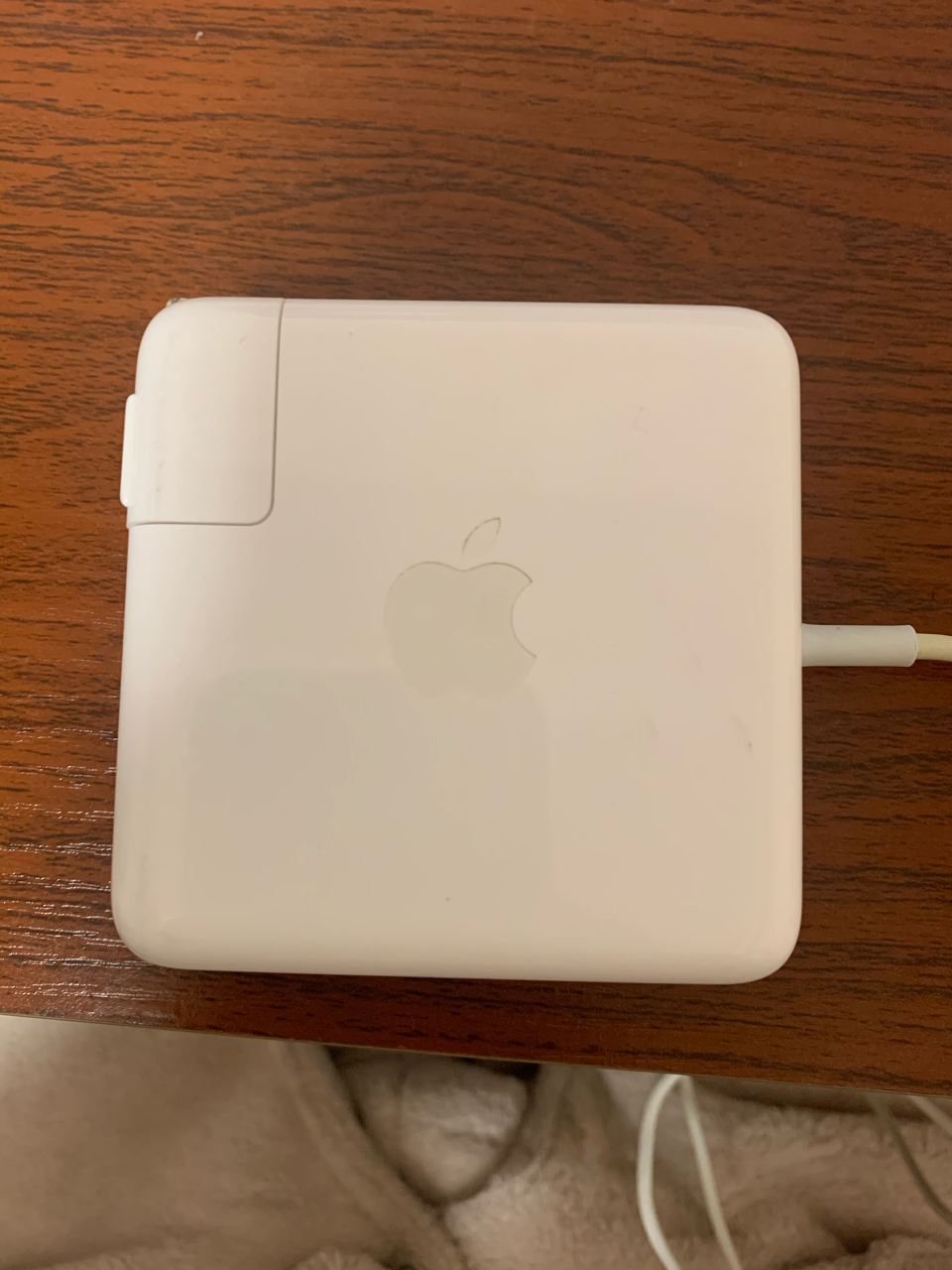 [电脑硬件]出苹果原装85w magsafe2充电器,自定义9新