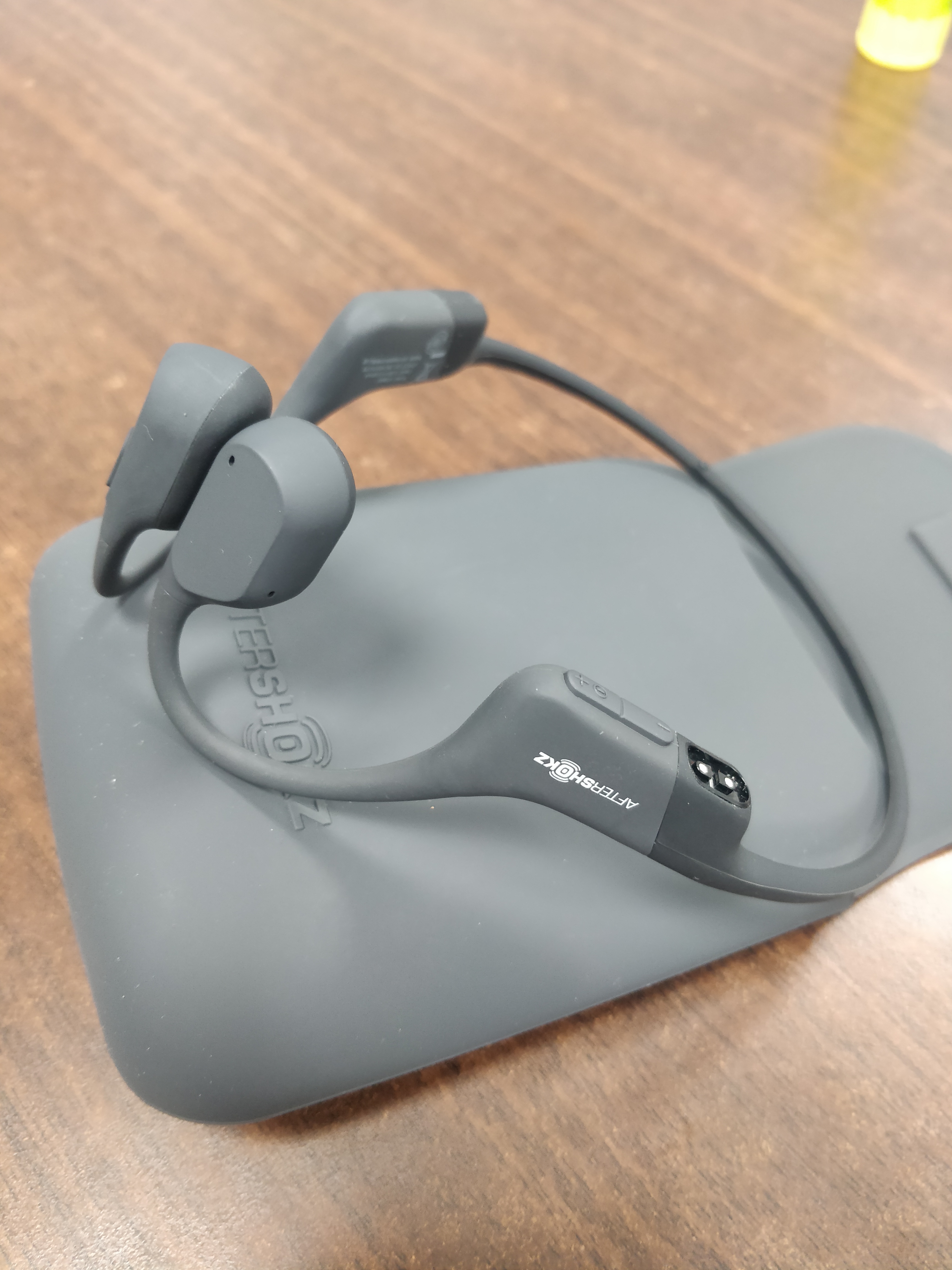 耳机音响出个去年双11买的韶音as800有人收吗