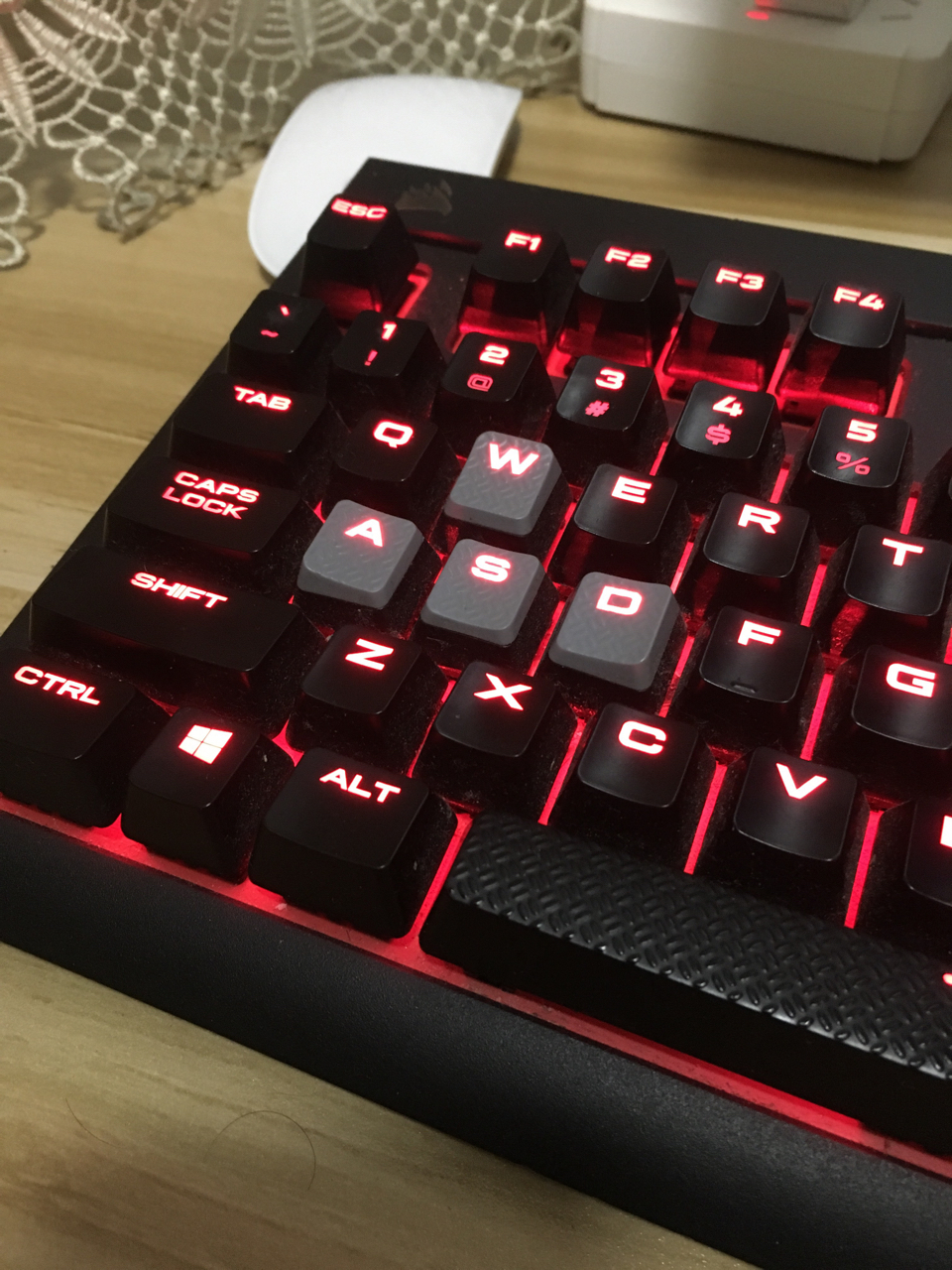 [技巧交流]身为一个csgo玩家的键盘