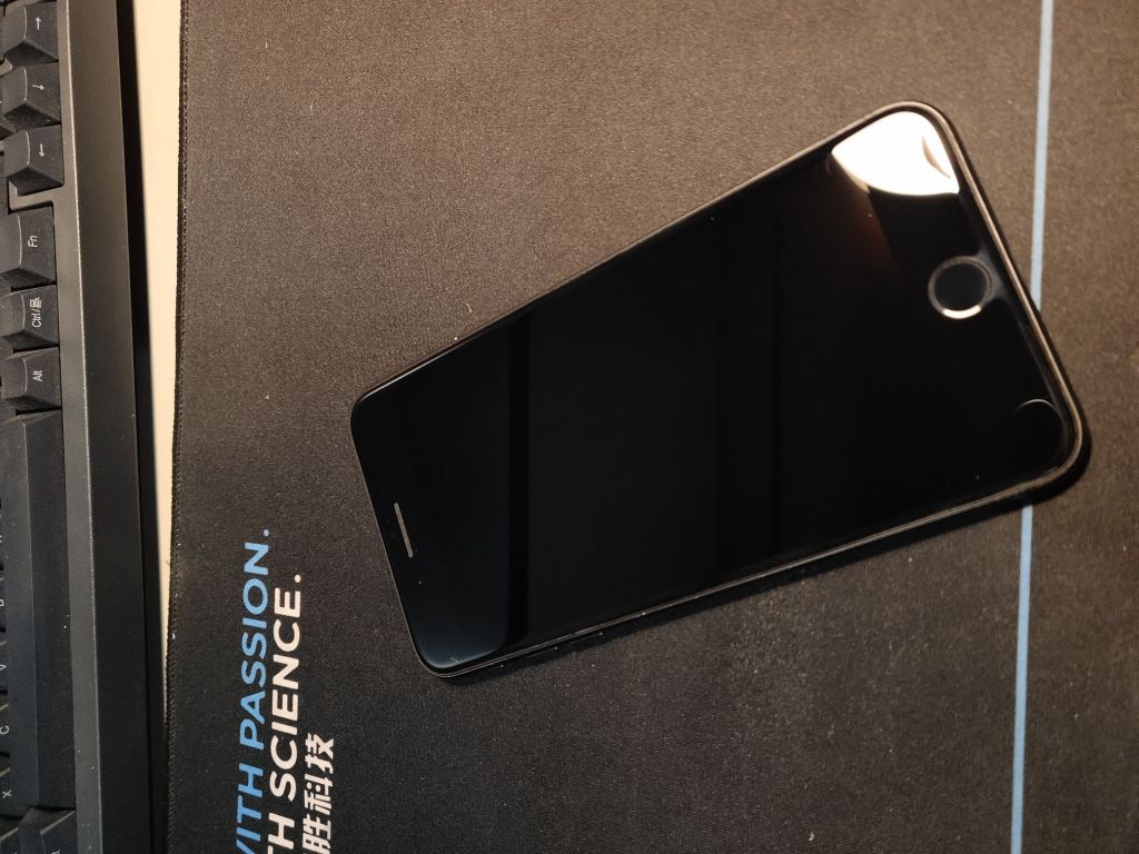 手机平板出国行iphone8plus黑色64g