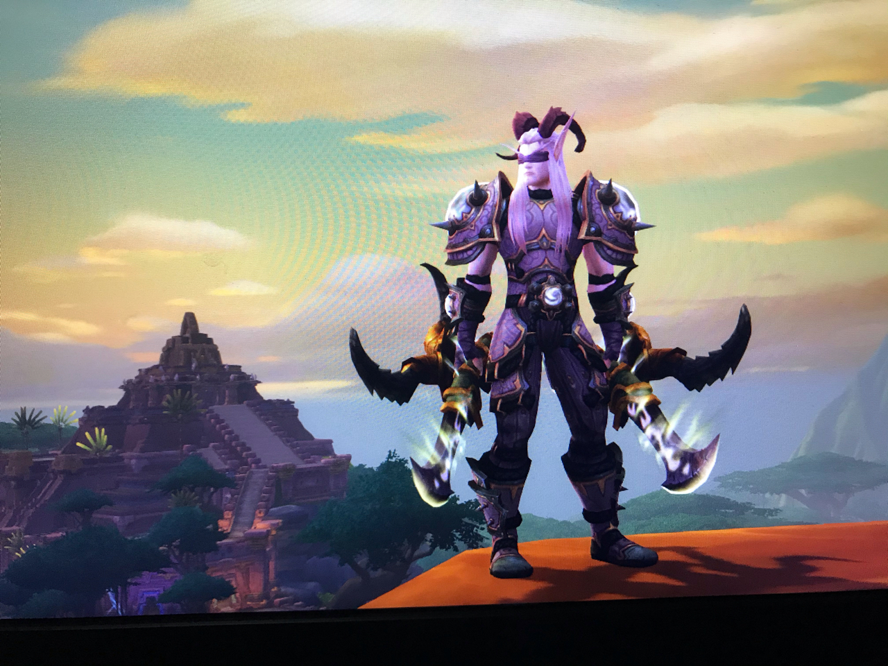 在8.3新入坑的话 dh还能刷到哪些好看的武器幻化啊