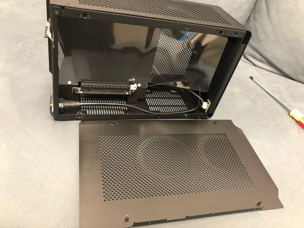 2l的a4itx机箱dan case v4