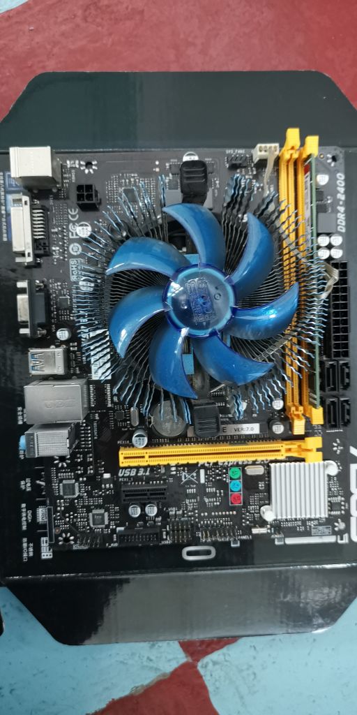 电脑硬件g3930映泰h1108gddr42666办公三件套