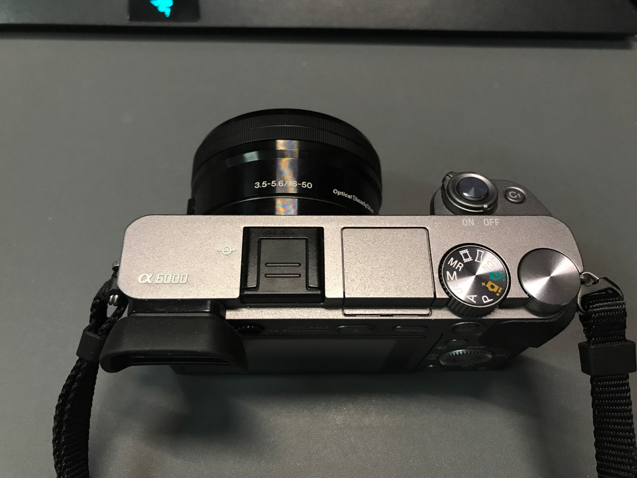 [影像设备]99新索尼a6000银色,2200顺丰包邮