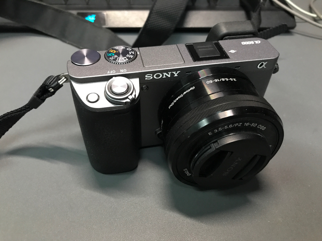 [影像设备]99新索尼a6000银色,2200顺丰包邮