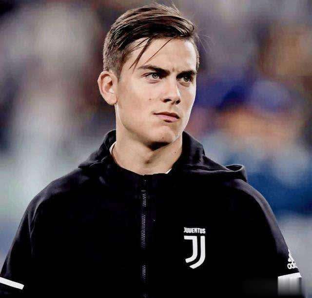 球区的妹妹们觉得迪巴拉颜值如何