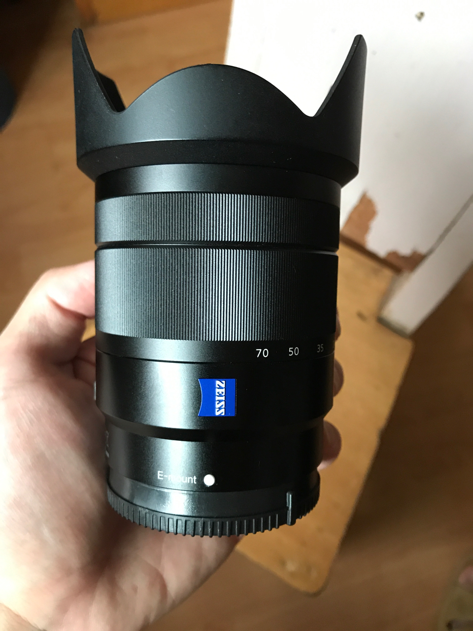 [影像设备]出索尼apsc微单镜头1670 f4za