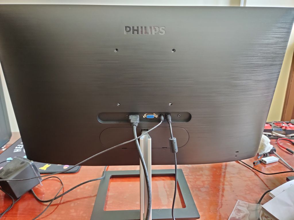 已出电脑硬件出一个飞利浦241e1238寸ips显示器