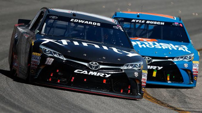 [日服相关] [前方电报] 高雄赛车女郎换装