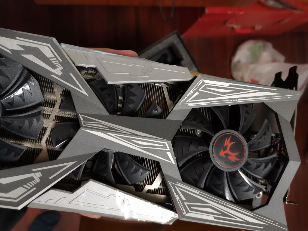 七彩虹1070ti火神xtop1720包邮已出