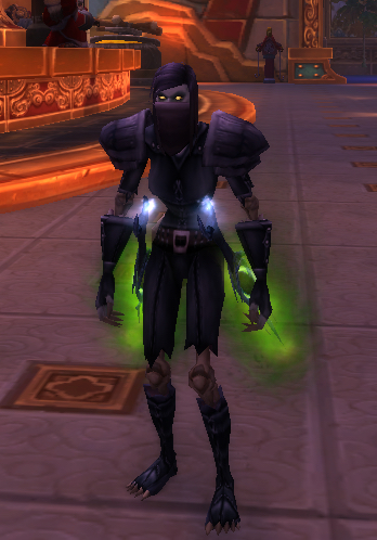 皮甲幻化 求配条黑裤子