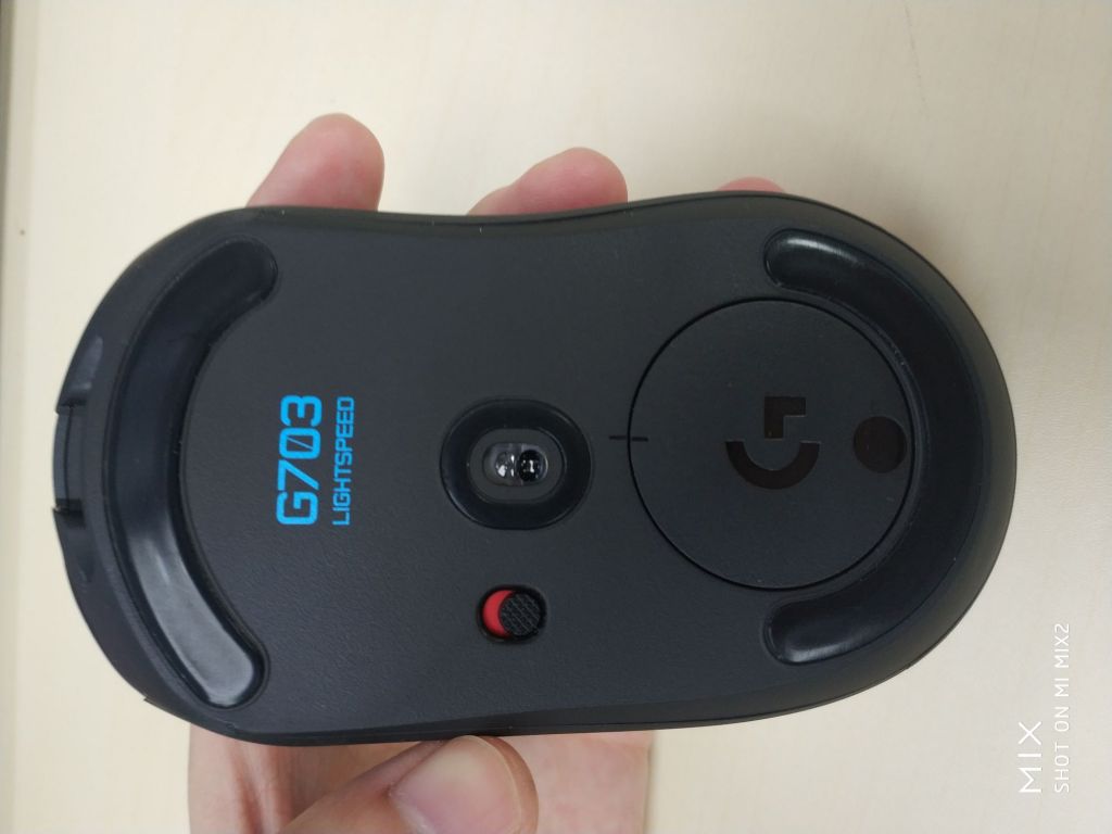 已出罗技g703hero