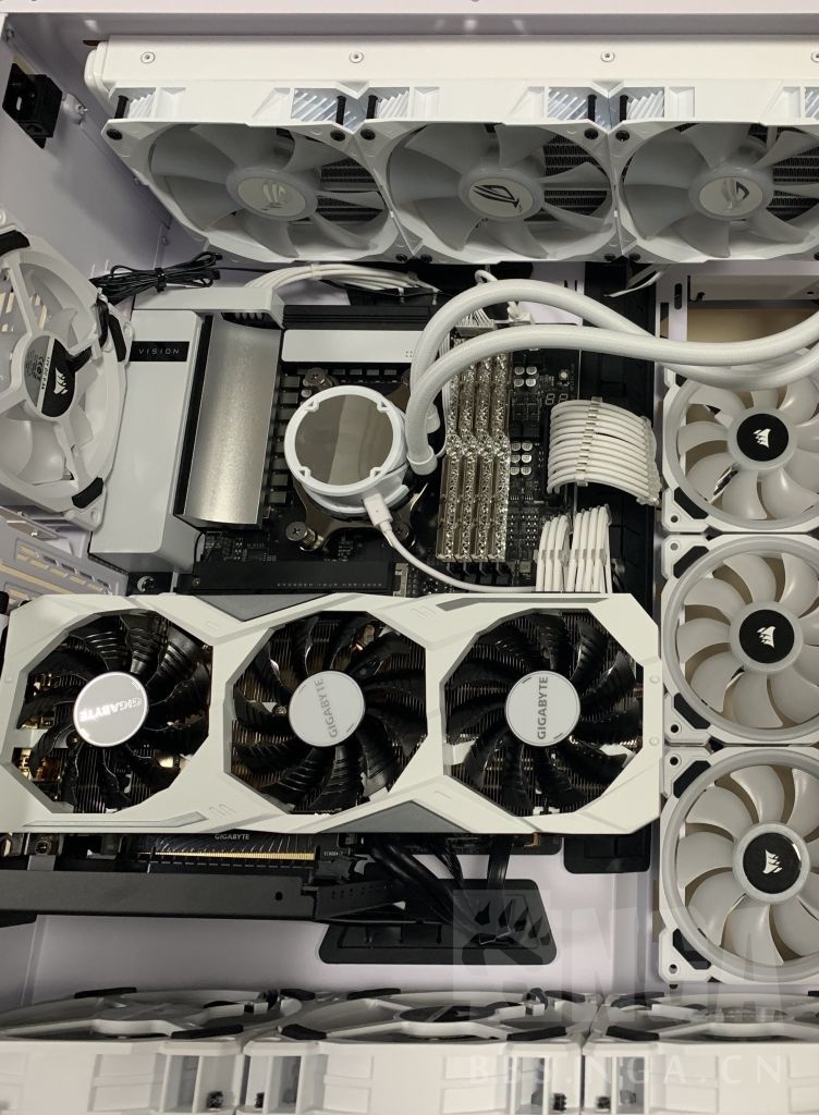 作业贴纯白机箱作业帖b550visiond