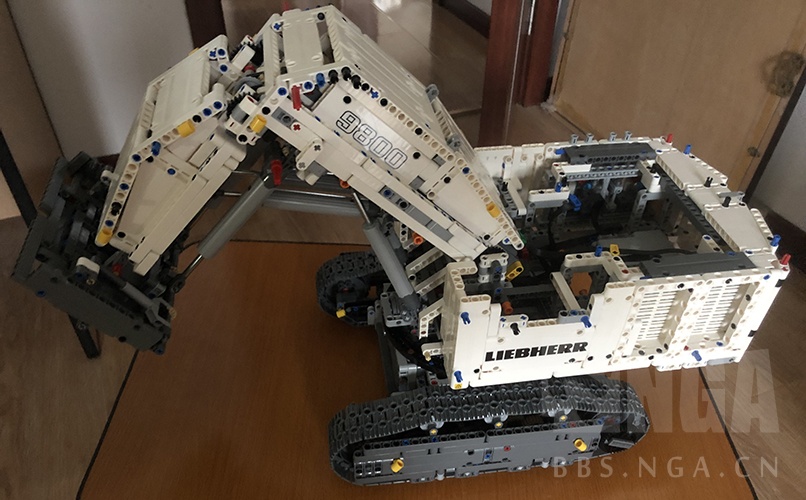 乐高积木新手入坑乐高第二作42100挖掘机含拼装进度多图预警