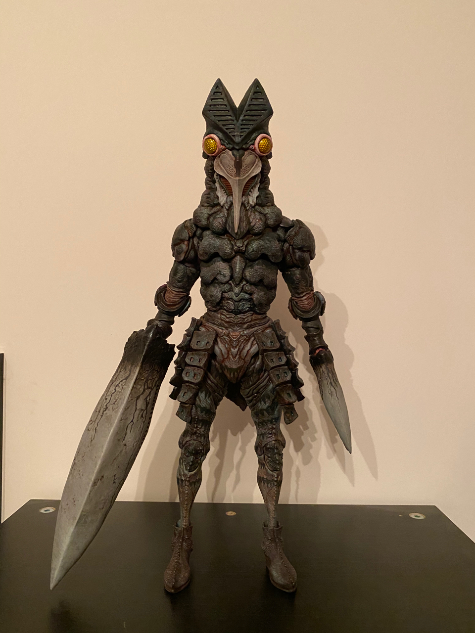 可动成品threezerox大山竜巴尔坦星人