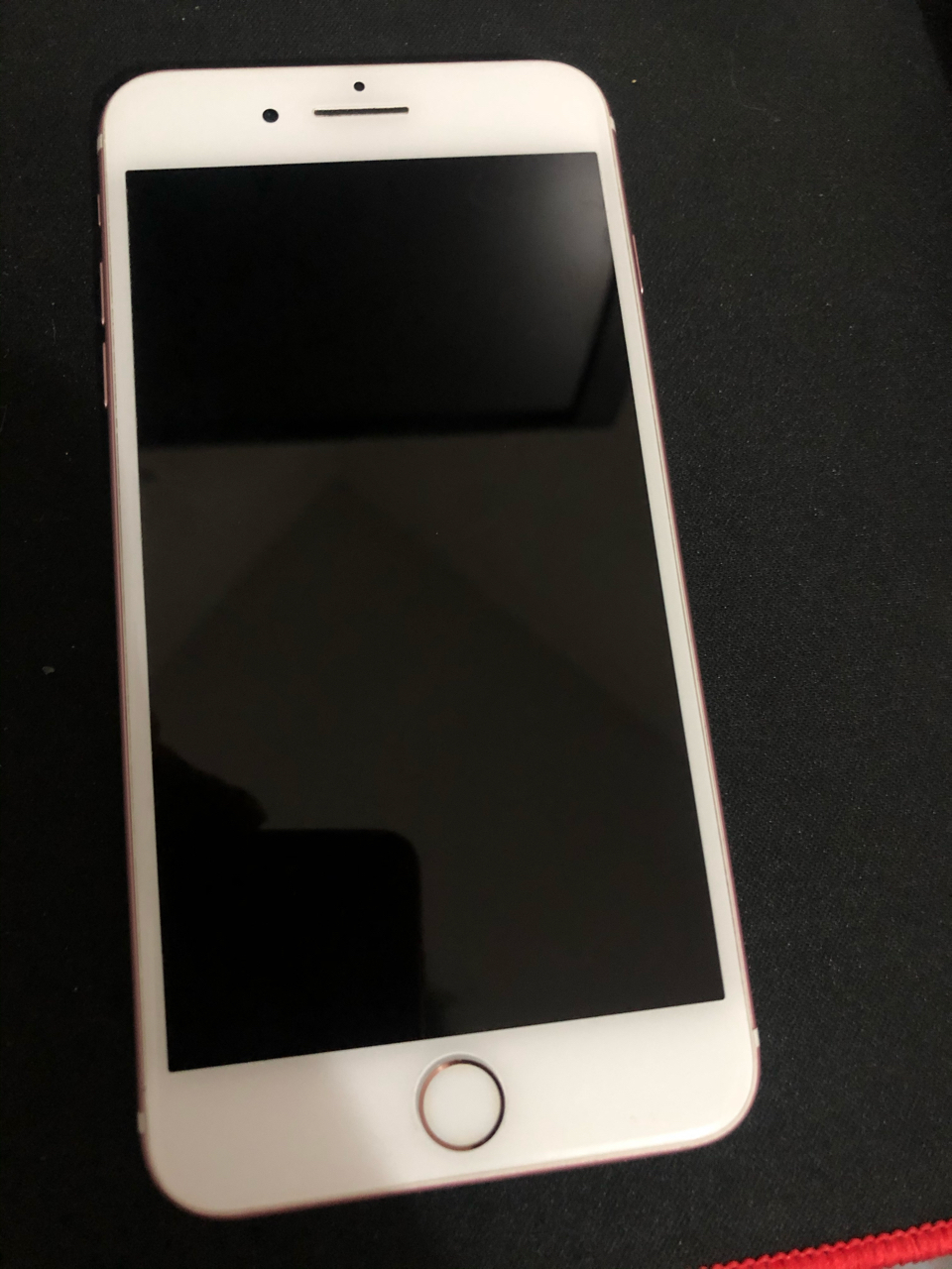 已出苹果7plus玫瑰金32g700包邮