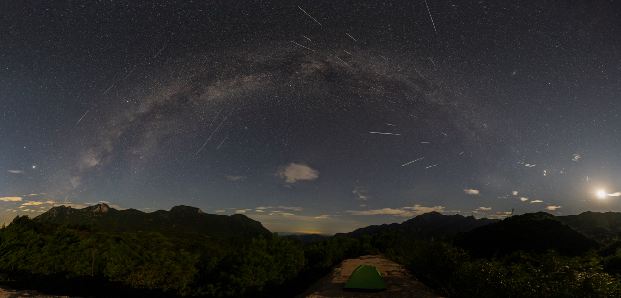 凑个热闹江西上饶葛源暗夜星空保护区流星雨