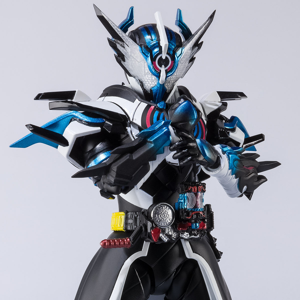 h.figuarts 假面骑士 cross-z evol