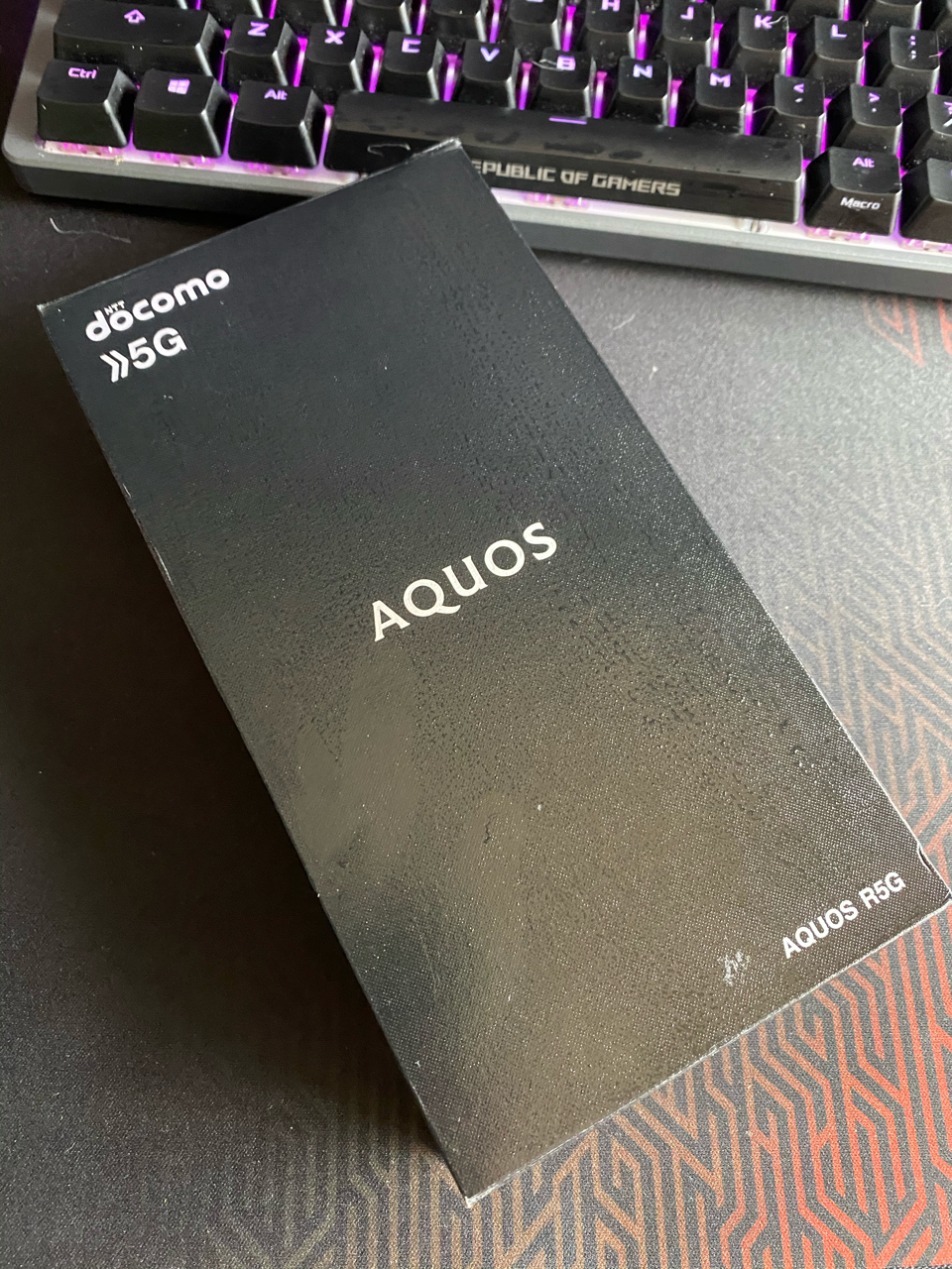 手机平板出个小众产品夏普r5g