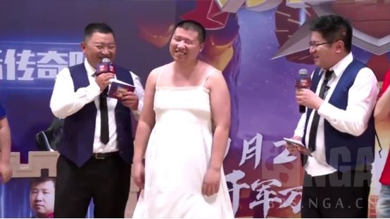 黄旭东老婆照片图片