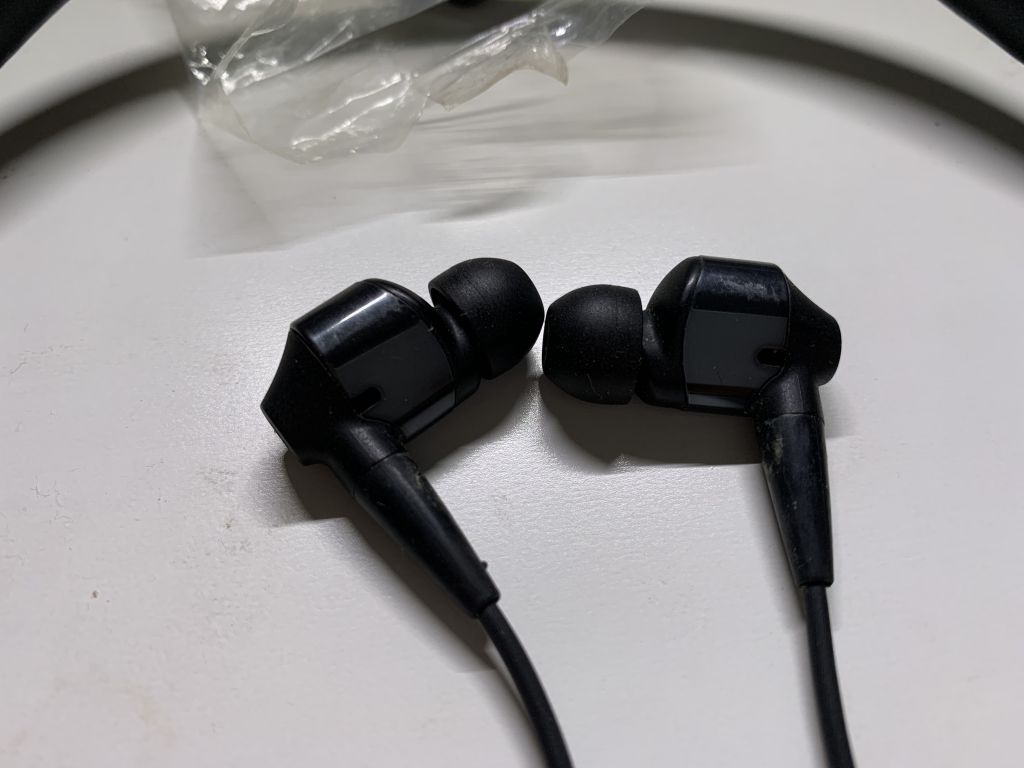 耳机音响上海出索尼wi1000x狗圈一代