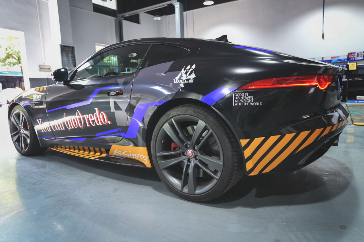 把车换了个eva涂装虽然创意是照抄了