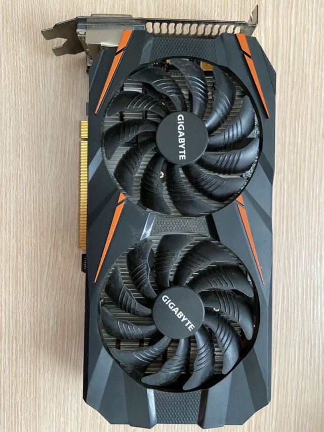 出2套魔改9600kf z170平台 技嘉10606g 显卡 k2p路由器