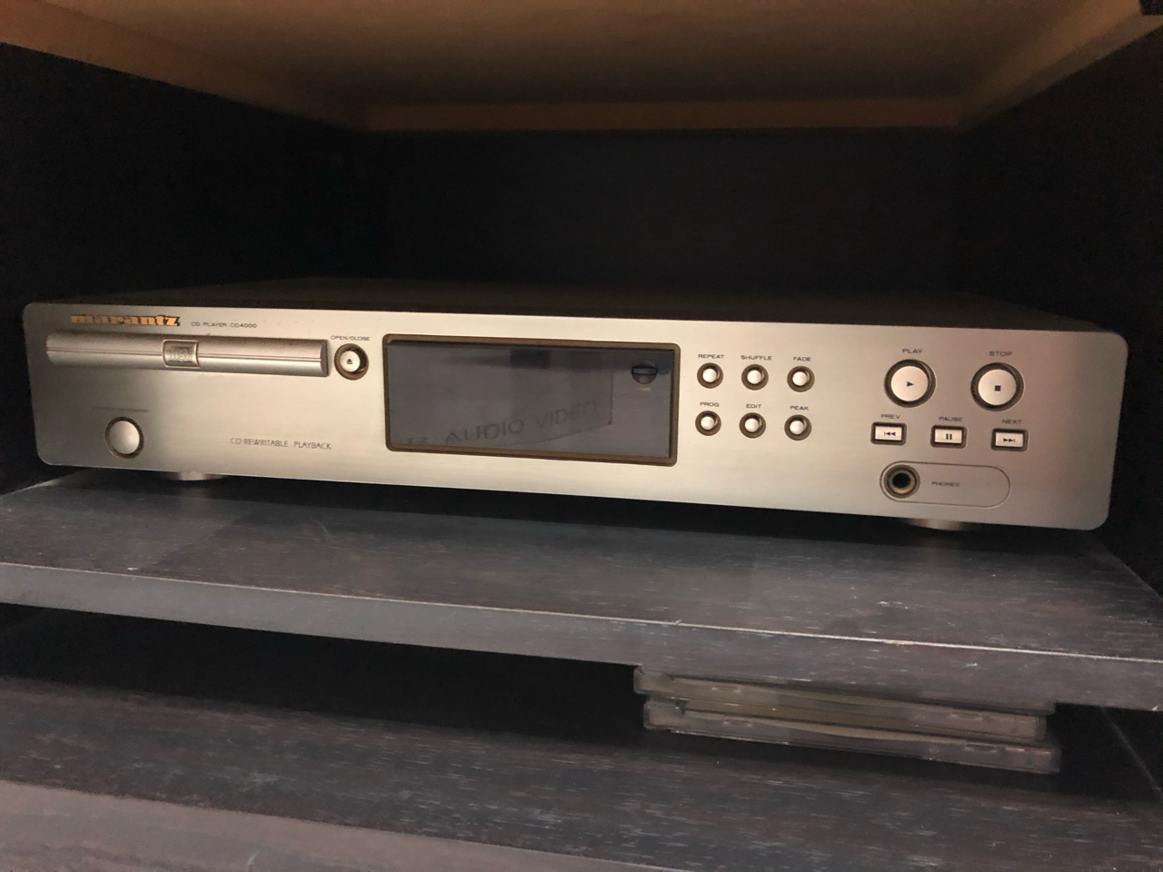 问一下这些cav音响还值钱吗