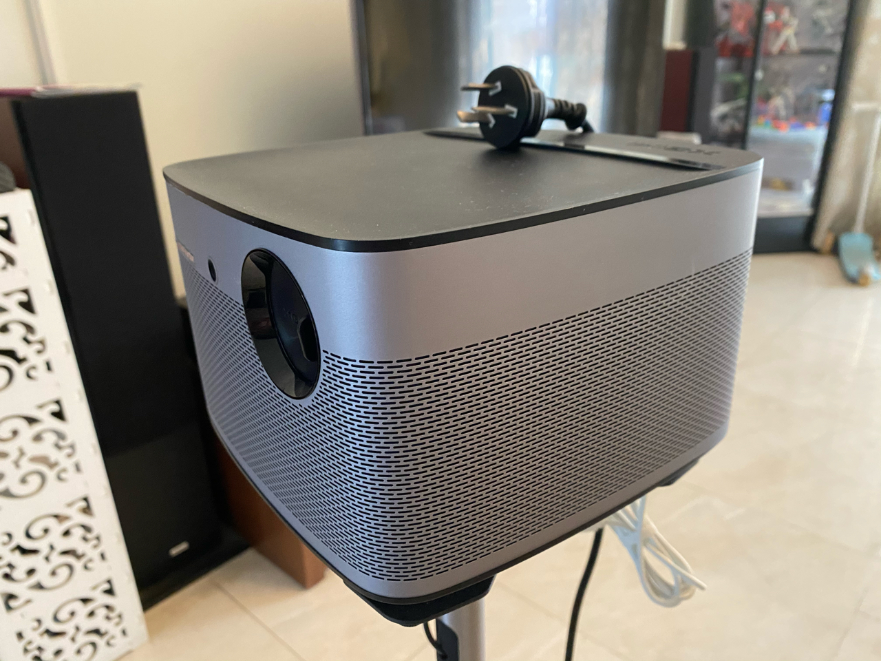 出个极米h1s投影仪