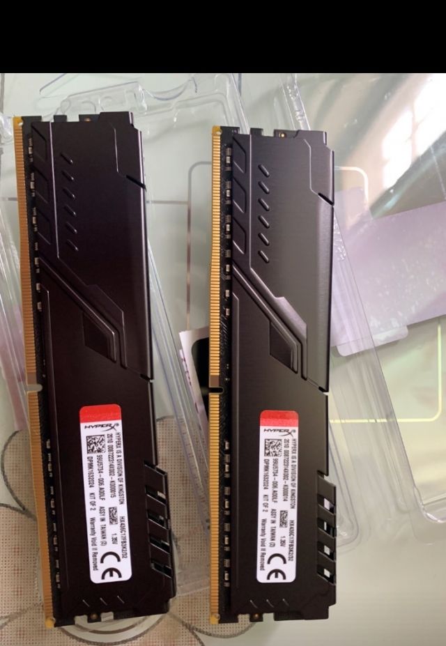 出金士顿ddr4 3600 雷电16gb*2,3600mhz
