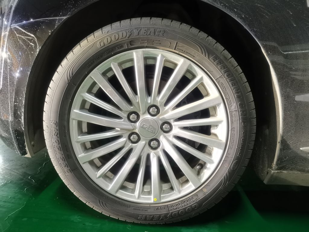 凯迪拉克ct6的轮胎好难买求推荐渠道