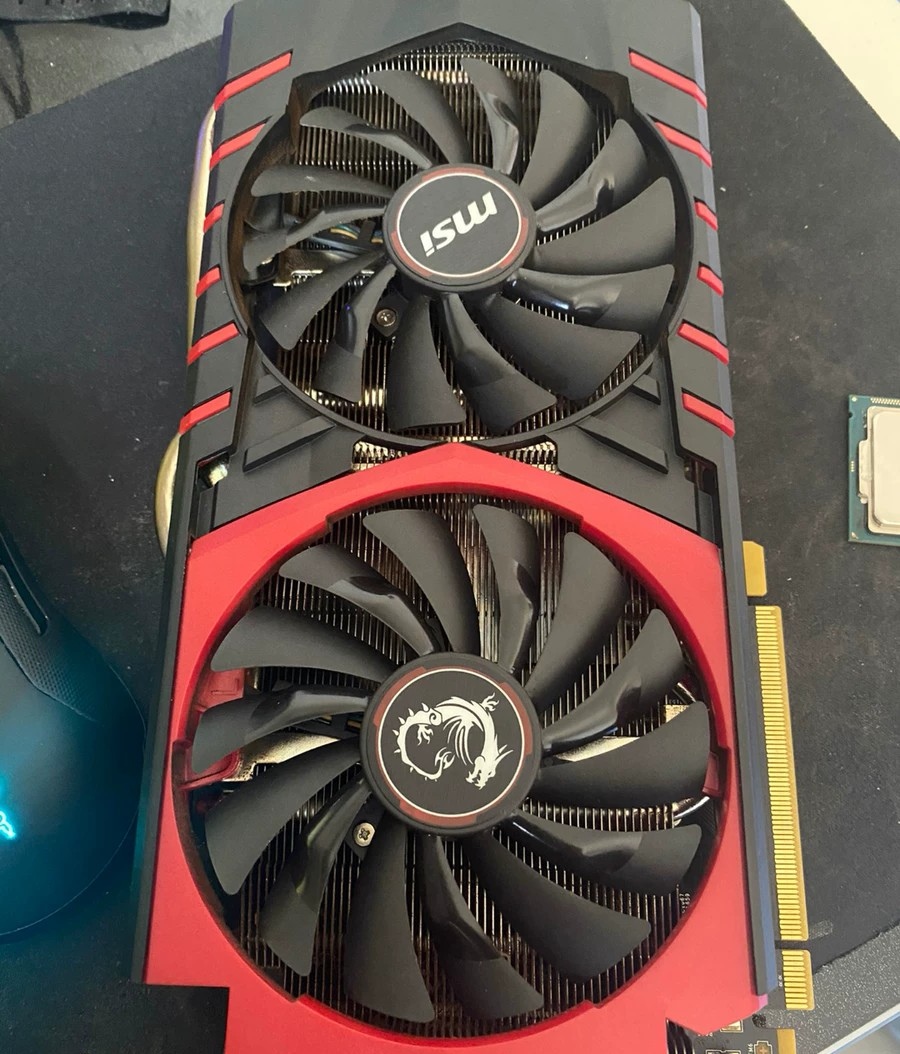 出微星红龙970-4g版本