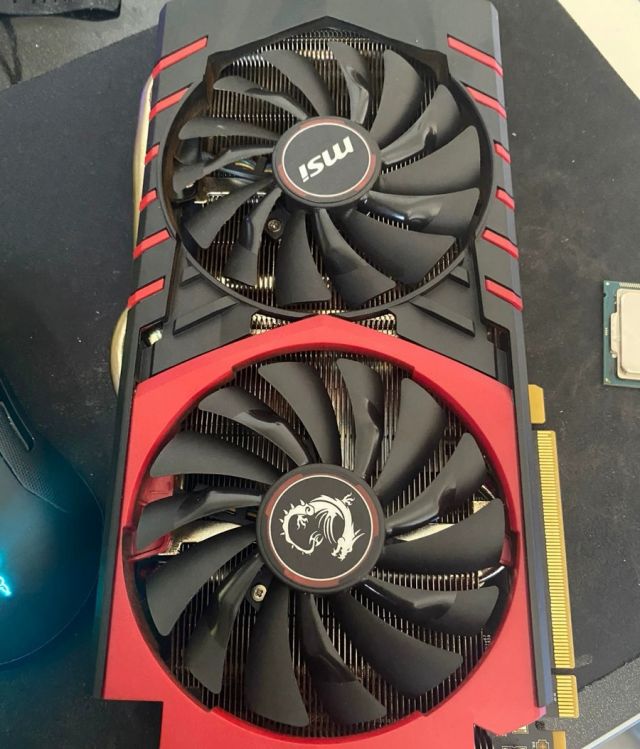 出微星红龙970-4g版本