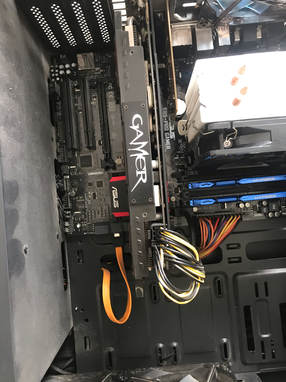 出影驰9604ggamer显卡450到付已出