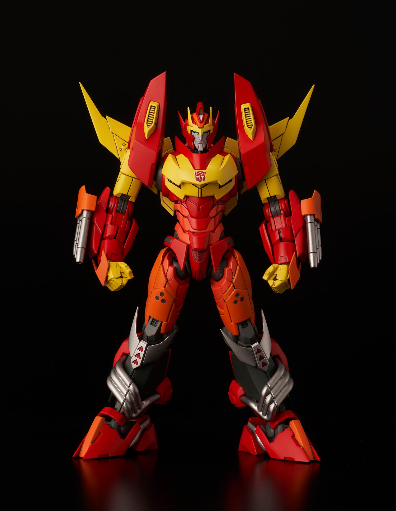 [新闻资讯] flame toys 风雷模型 补天士 (idw版)