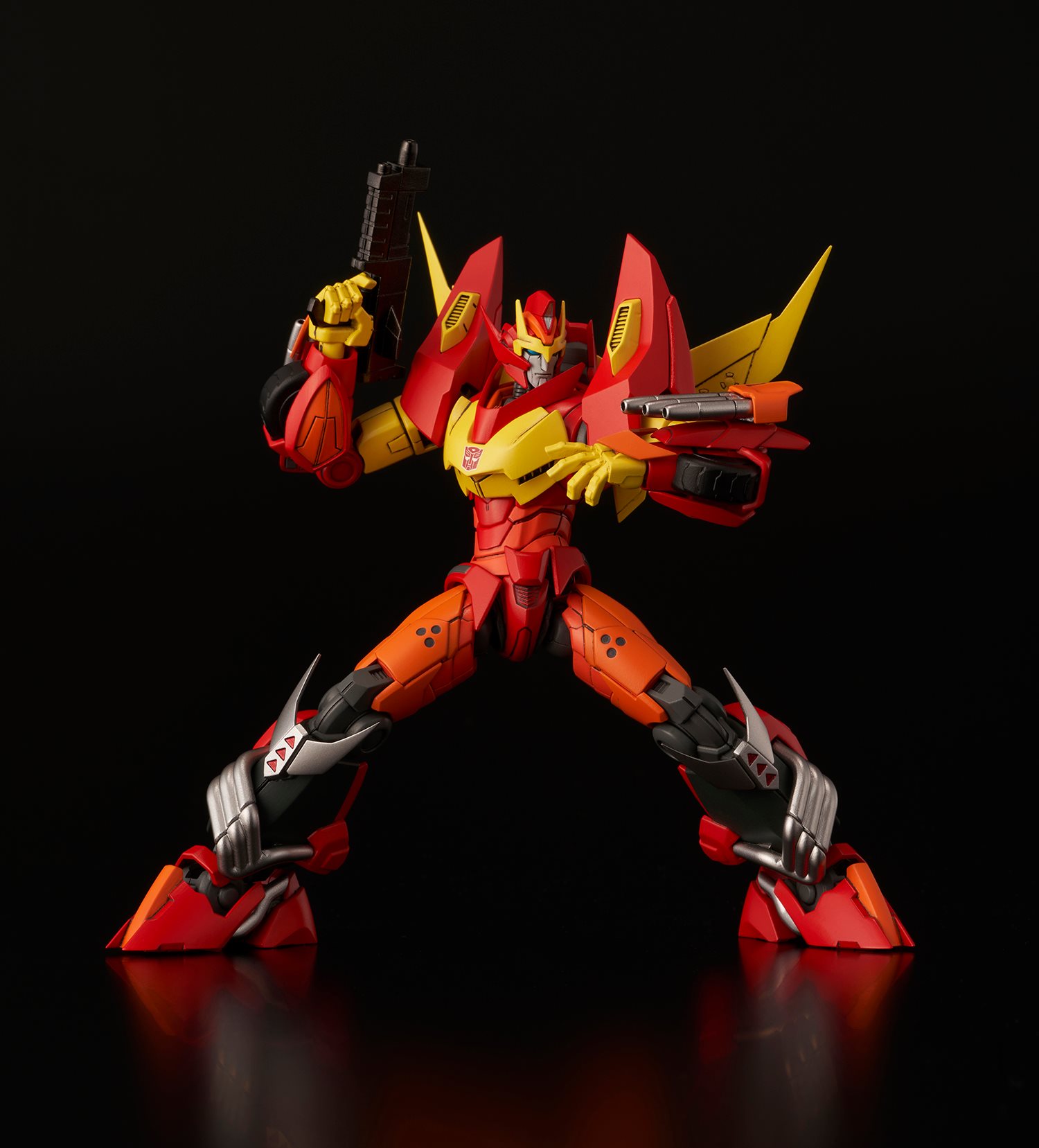 [新闻资讯] flame toys 风雷模型 补天士 (idw版)