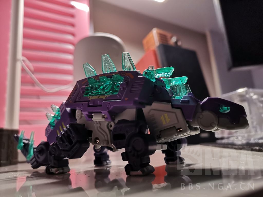 猛兽匣的剑龙来了