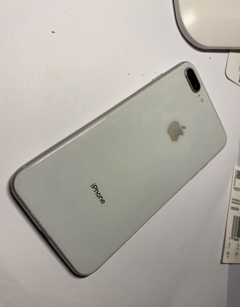 iphone8plus美版无锁64g1399元