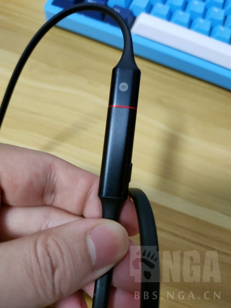 自用华为freelace无线蓝牙耳机