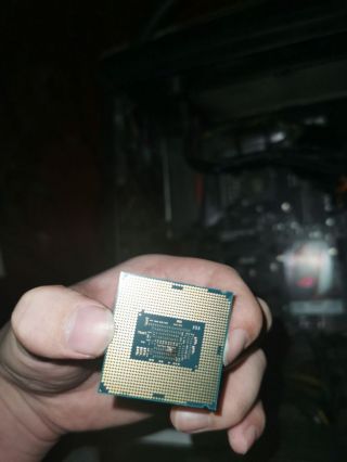 请问这是cpu烧了嘛可是怎么烧的呢