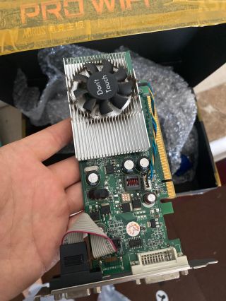 试收一块亮机卡