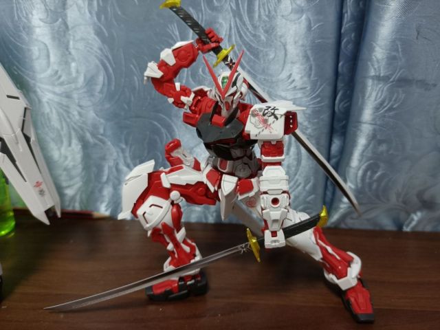 mg大小可以经常把玩的高达介绍一下呗,大佬们!