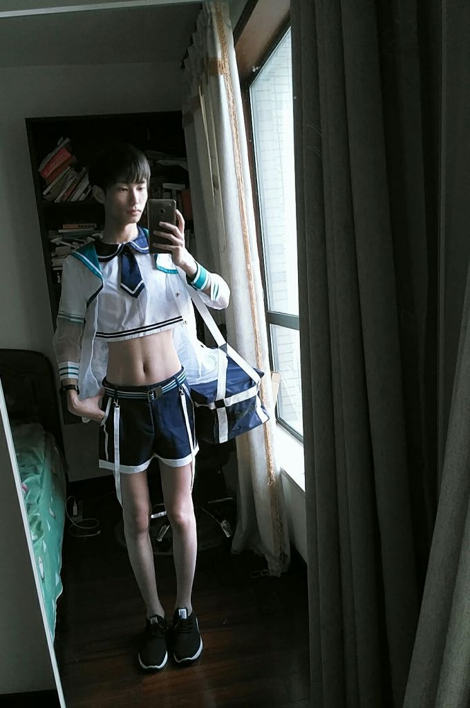 cos氵安塞尔泳装试穿过于清凉不敢穿去cp27了